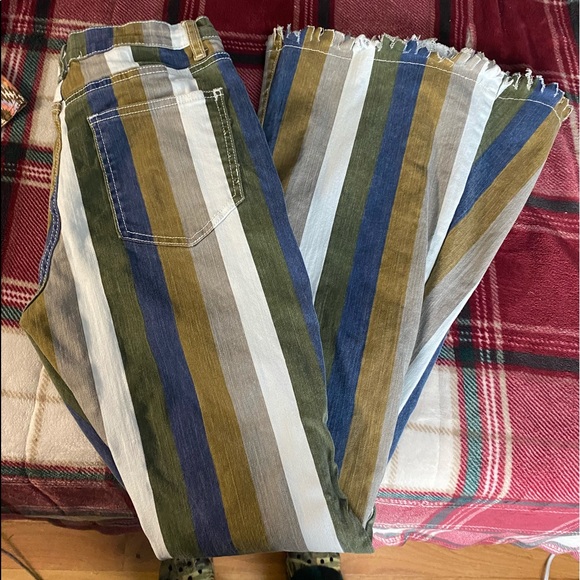 Ranch Dressn’ Flares! - Picture 1 of 1